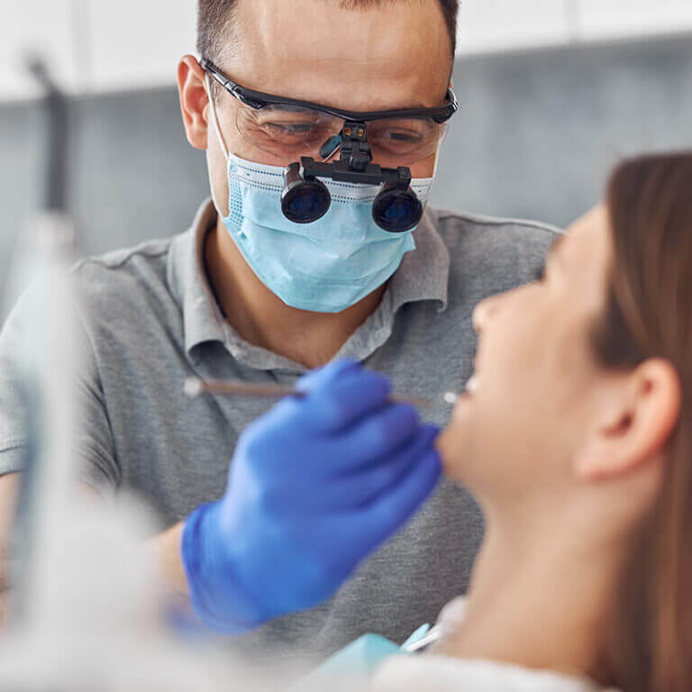 bacterial leakage on implant